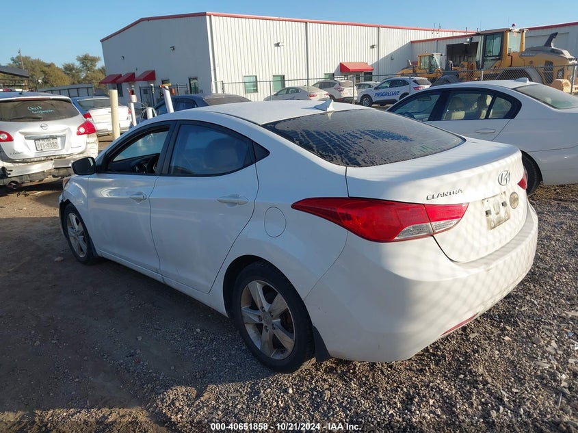 2013 HYUNDAI ELANTRA VIN: 5NPDH4AE0DH185882