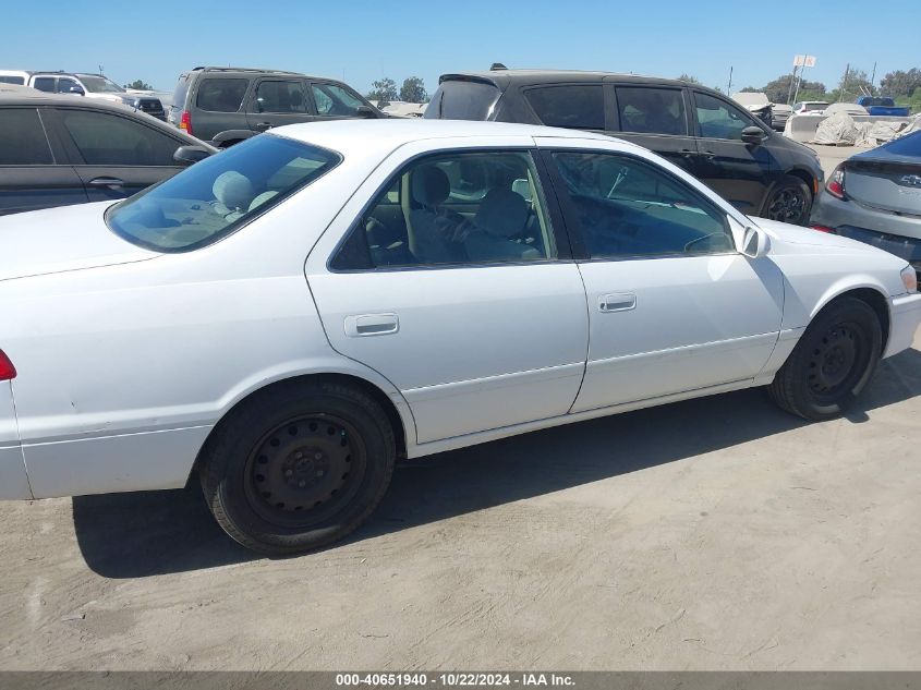 2000 Toyota Camry Le/Xle VIN: JT28G28K4Y0387890 Lot: 40651940