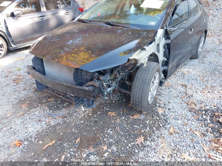 VIN KMHD74LF0JU580411 2018 HYUNDAI ELANTRA SE