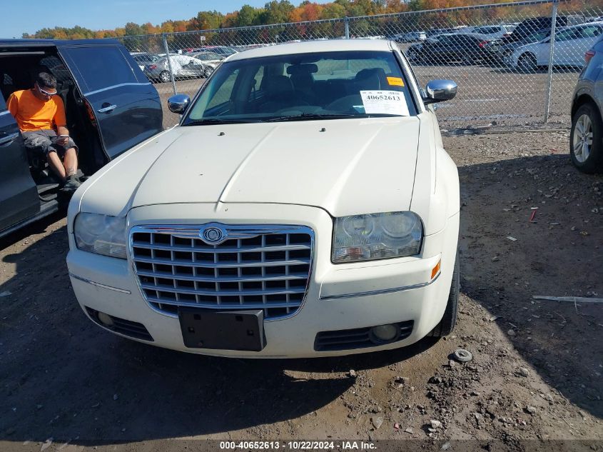 2005 Chrysler 300 Touring VIN: 2C3JK53G05H695219 Lot: 40652613
