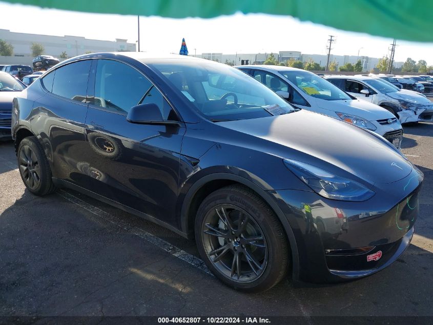 2024 Tesla Model Y Long Range Dual Motor All-Wheel Drive VIN: 7SAYGDEE1RF163929 Lot: 40652807