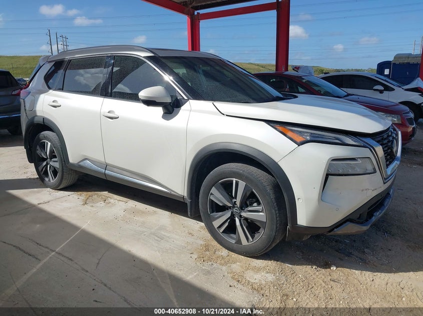 2022 NISSAN ROGUE  (VIN: 5N1BT3CA8NC724168)