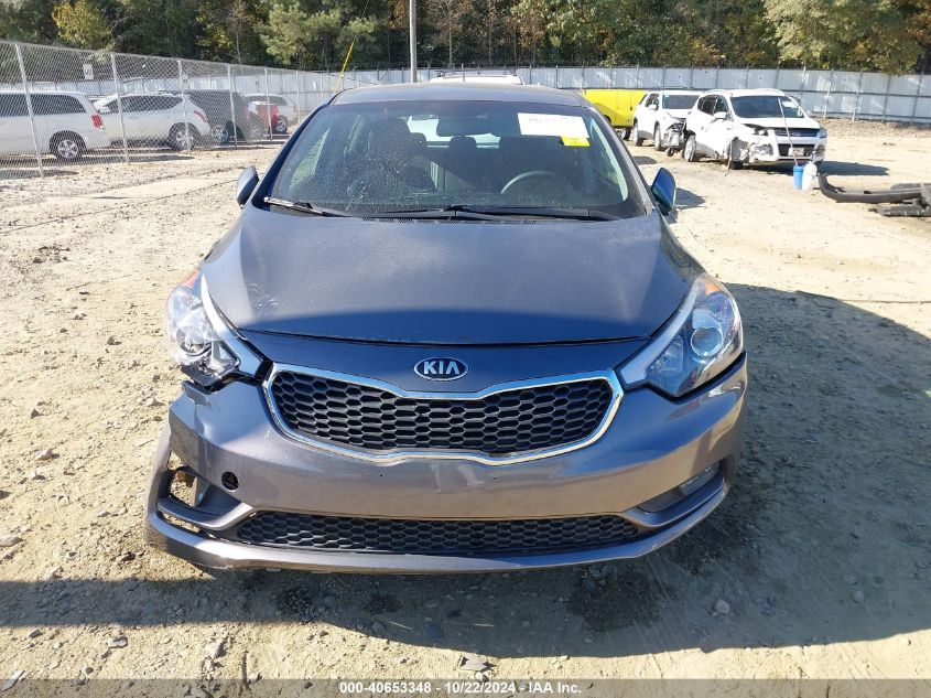 VIN KNAFK5A87G5617802 2016 KIA FORTE no.12