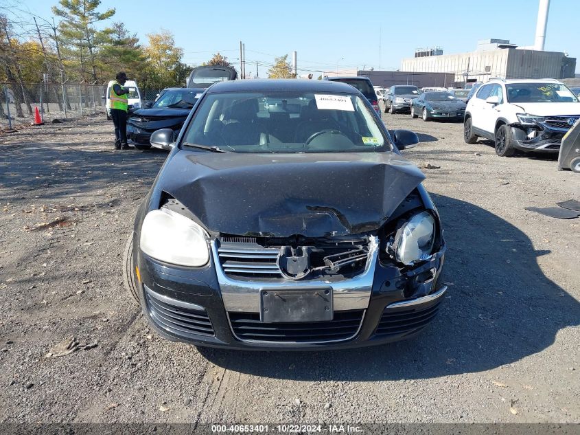 2008 Volkswagen Jetta Se/Sel VIN: 3VWRZ71K38M037913 Lot: 40653401