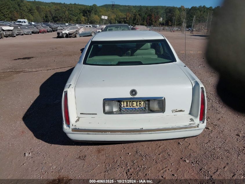 1997 Cadillac Deville Standard VIN: 1G6KD54YXVU230125 Lot: 40653525