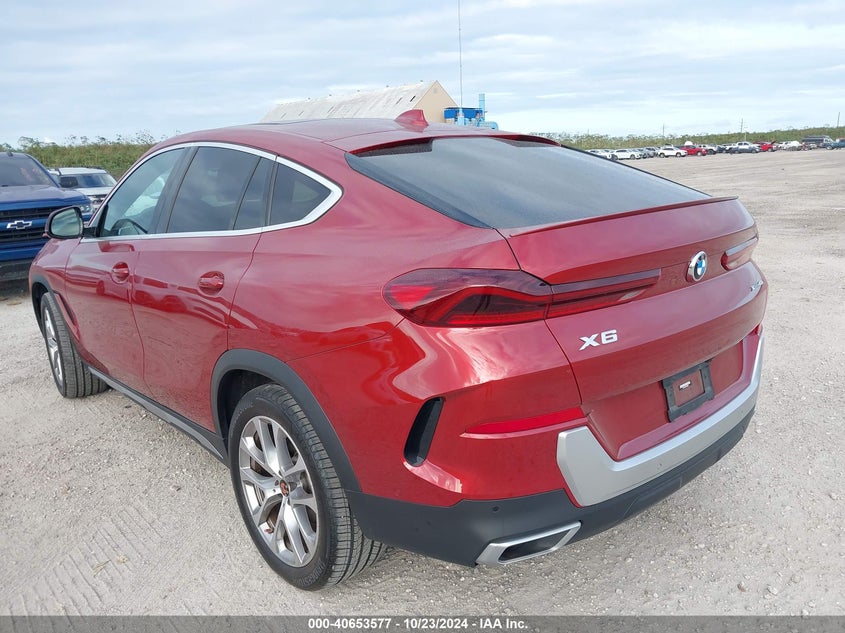 2022 BMW X6 XDRIVE40I VIN: 5UXCY6C06N9K86880