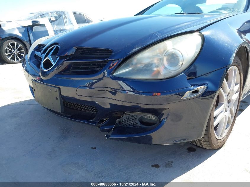 2007 Mercedes-Benz Slk 280 VIN: WDBWK54FX7F165964 Lot: 40653656