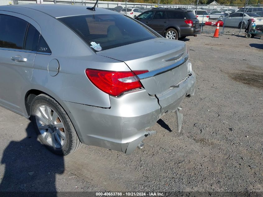 2011 Chrysler 200 Touring VIN: 1C3BC1FG5BN525589 Lot: 40653788