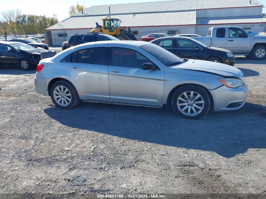 2011 Chrysler 200 Touring VIN: 1C3BC1FG5BN525589 Lot: 40653788