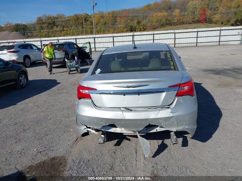 2011 Chrysler 200 Touring VIN: 1C3BC1FG5BN525589 Lot: 40653788