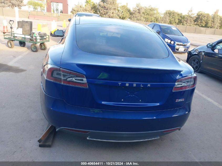 2015 Tesla Model S 85D/P85D VIN: 5YJSA1E45FF117185 Lot: 40654411