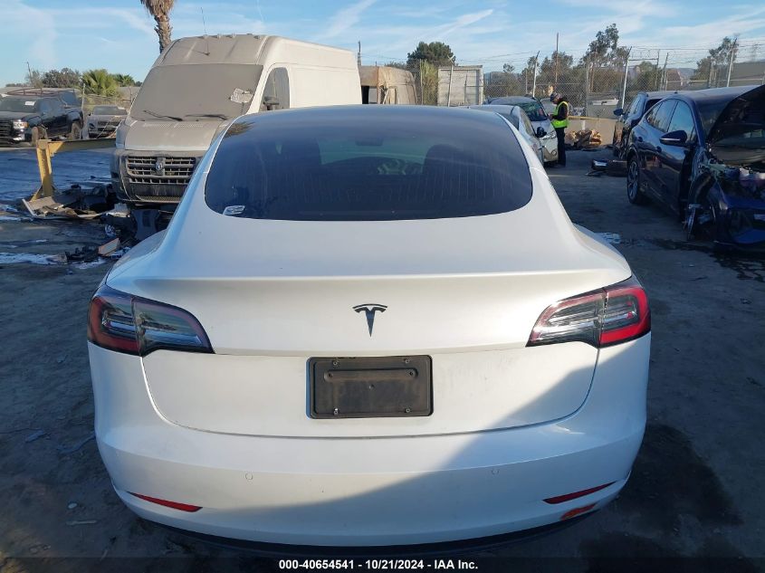 2020 Tesla Model 3 Standard Range Plus Rear-Wheel Drive/Standard Range Rear-Wheel Drive VIN: 5YJ3E1EA0LF669834 Lot: 40654541