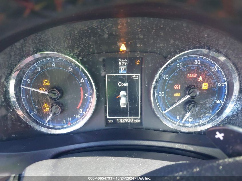 2017 TOYOTA COROLLA SE SPECIAL EDITION - 5YFBURHE2HP632596