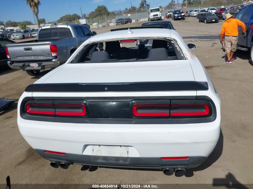 2018 Dodge Challenger Sxt VIN: 2C3CDZAG1JH111028 Lot: 40654914