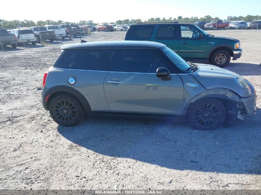 2016 Mini Hardtop Cooper S VIN: WMWXP7C5XG3B33979 Lot: 40654985