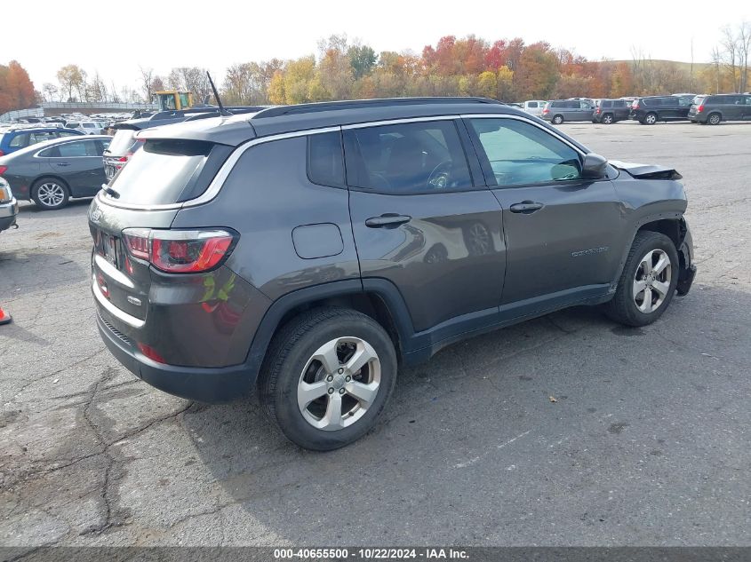 VIN 3C4NJDBB4JT261600 2018 JEEP COMPASS no.4