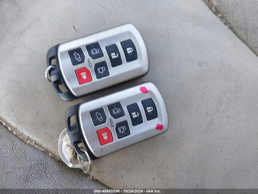 2012 Toyota Sienna Xle/Limited VIN: 5TDYK3DCXCS247806 Lot: 40655598