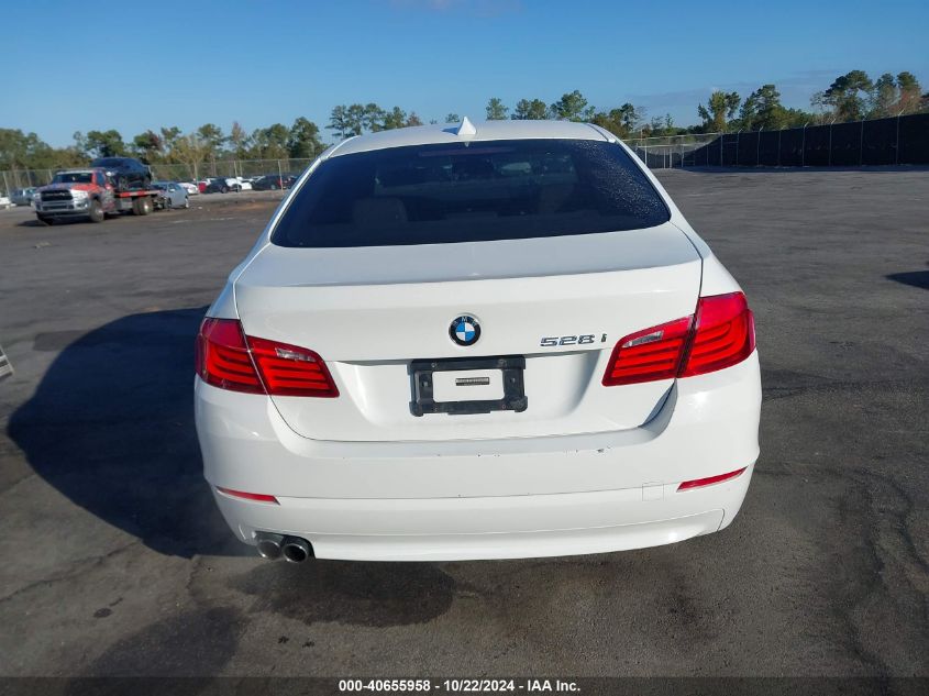 2011 BMW 528I VIN: WBAFR1C56BC746982 Lot: 40655958