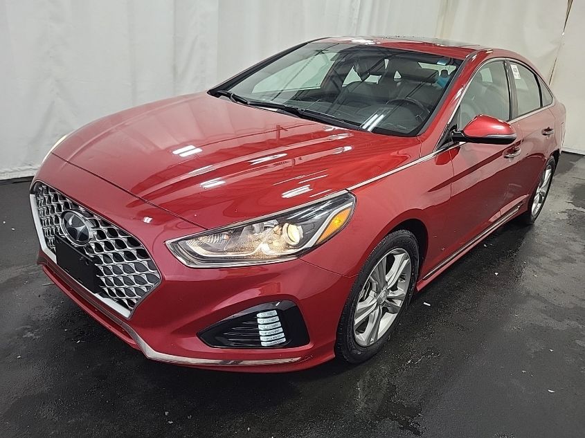 2019 Hyundai Sonata Sport VIN: 5NPE34AF4KH778590 Lot: 40656321