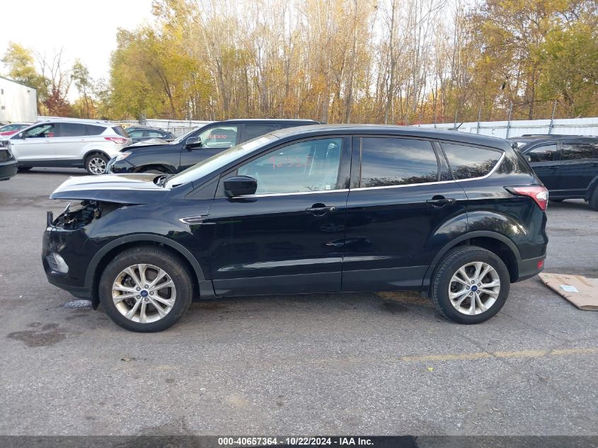 2017 Ford Escape Se VIN: 1FMCU9GD2HUE92335 Lot: 40657364