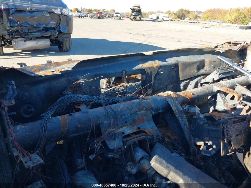 2019 NISSAN ROGUE S - JN8AT2MV3KW387399