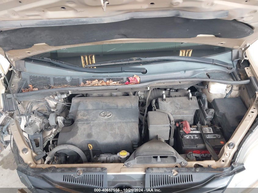 2011 Toyota Sienna Le V6 VIN: 5TDKK3DC1BS126375 Lot: 40657556