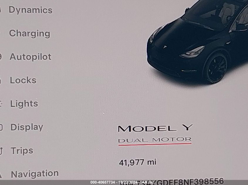 2022 Tesla Model Y Performance Dual Motor All-Wheel Drive VIN: 7SAYGDEF8NF398556 Lot: 40657734