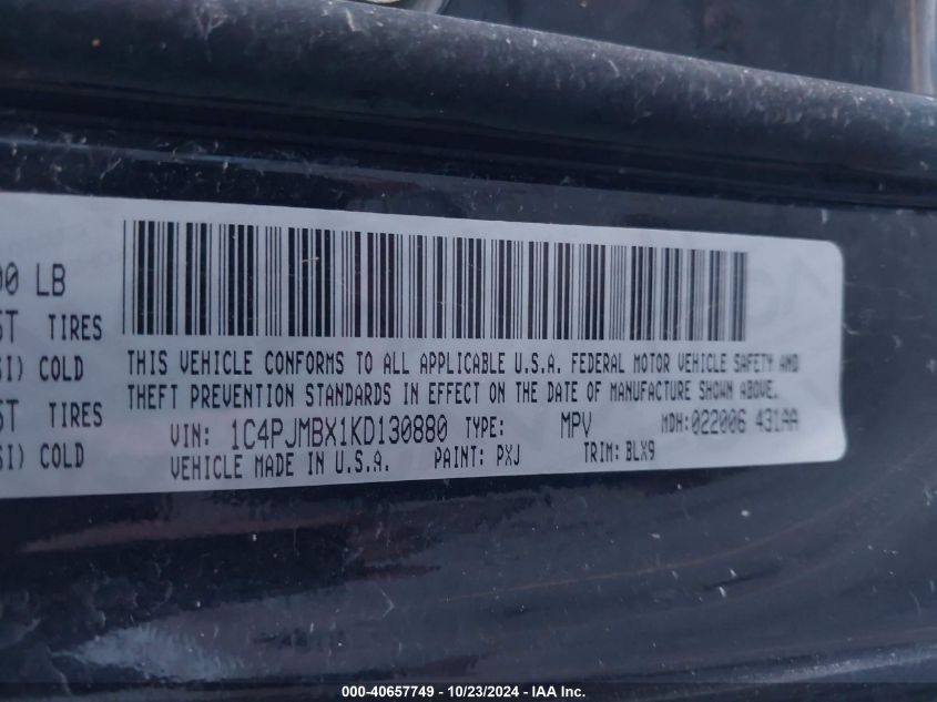 VIN 1C4PJMBX1KD130880 2019 JEEP CHEROKEE TRAILHAWK ELITE 4X4
