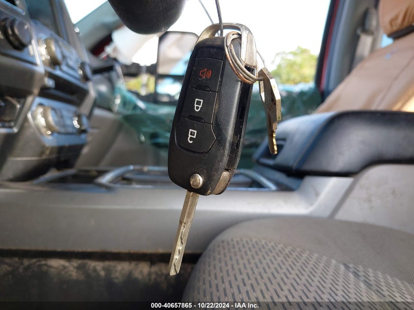 2017 Ford F-250 Xlt VIN: 1FT7W2BT5HEF43567 Lot: 40657865