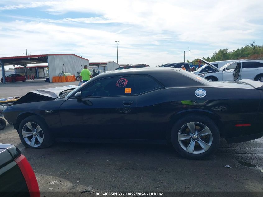 2018 Dodge Challenger Sxt VIN: 2C3CDZAGXJH111867 Lot: 40658163