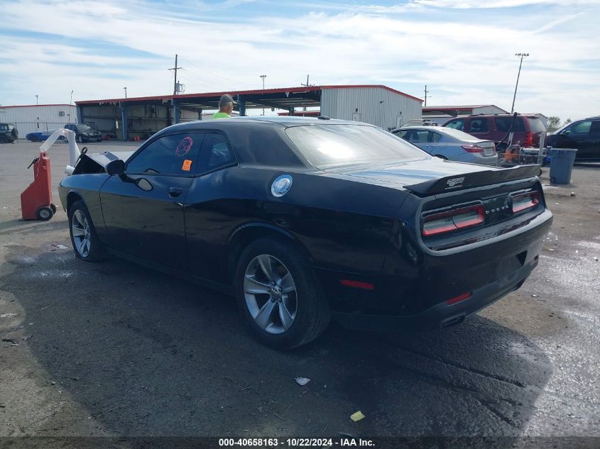 2018 Dodge Challenger Sxt VIN: 2C3CDZAGXJH111867 Lot: 40658163