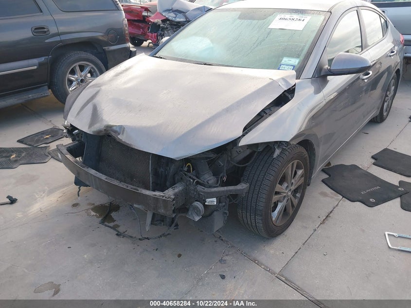 VIN 5NPD84LF6JH374702 2018 HYUNDAI ELANTRA SEL