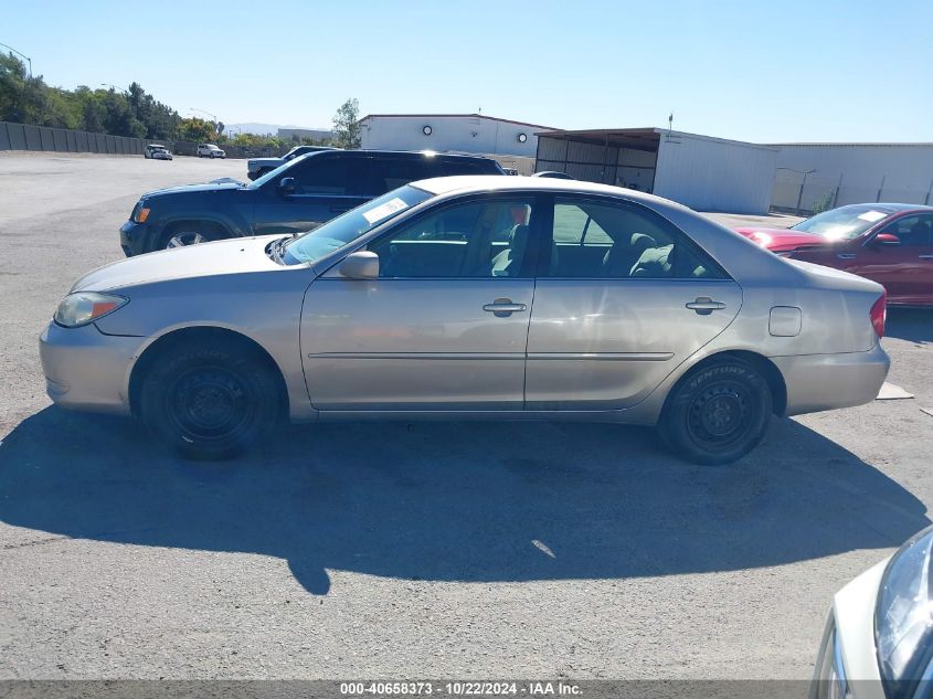 2004 Toyota Camry Le VIN: 4T1BE32K14U906582 Lot: 40658373