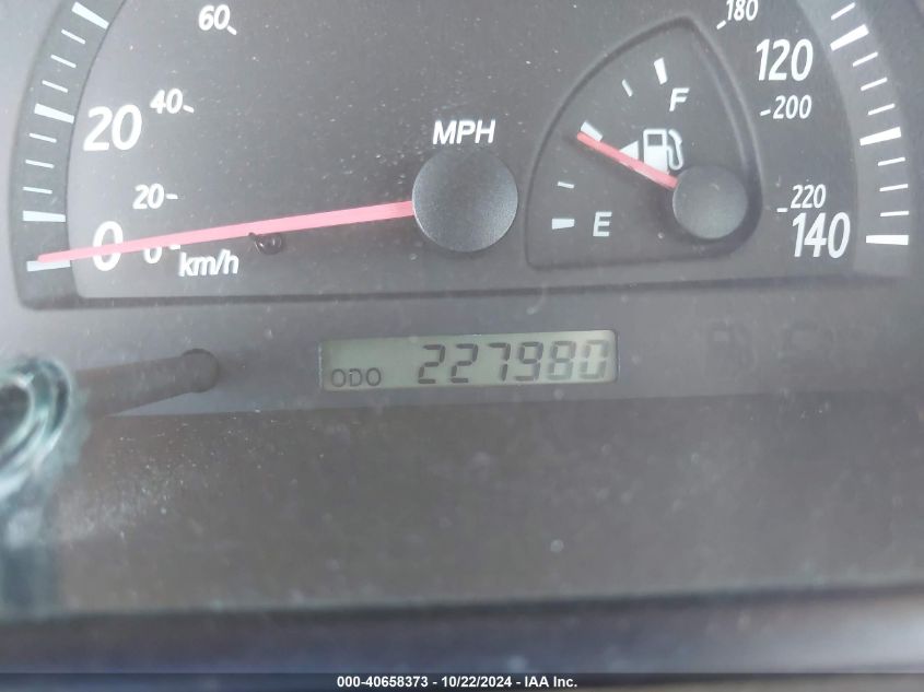 2004 Toyota Camry Le VIN: 4T1BE32K14U906582 Lot: 40658373