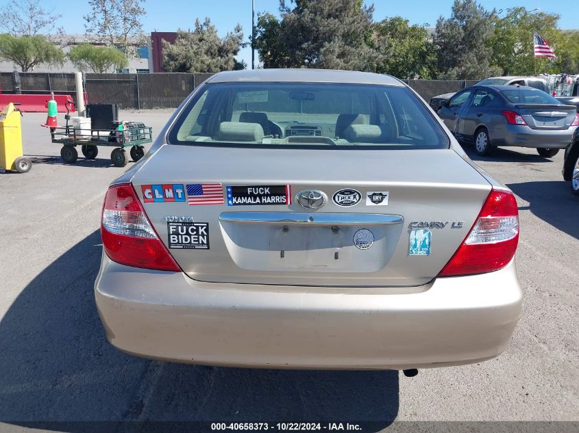 2004 Toyota Camry Le VIN: 4T1BE32K14U906582 Lot: 40658373