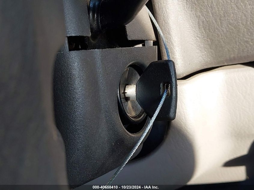 1998 Jeep Cherokee Limited VIN: 1J4FJ78S6WL228009 Lot: 40658410