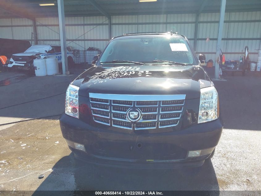 2007 Cadillac Escalade Standard VIN: 1GYFK63877R213326 Lot: 40658414