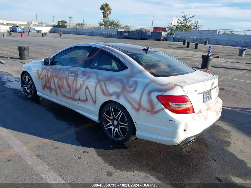 2014 MERCEDES-BENZ C 350 SPORT - WDDGJ5HB9EG267818