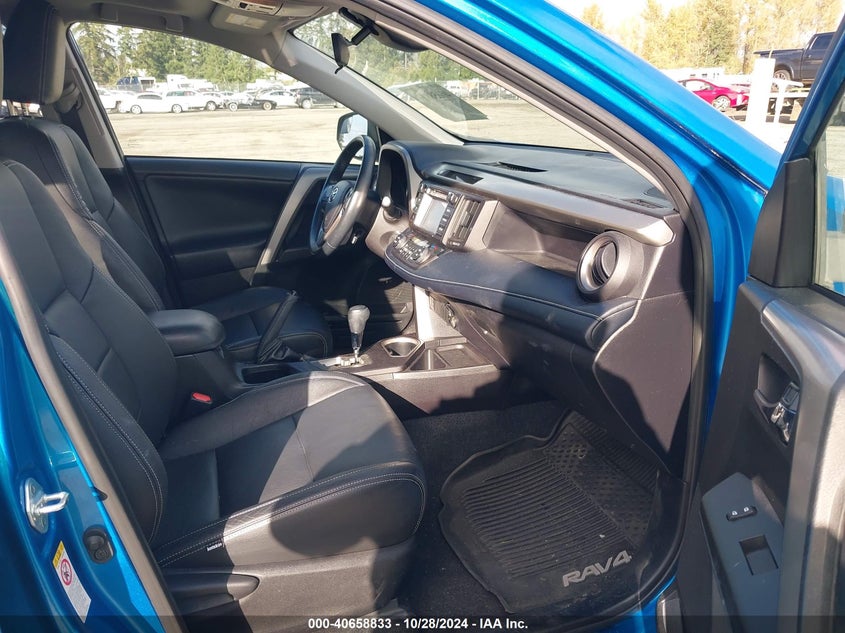 2018 TOYOTA RAV4 XLE VIN: 2T3RFREV3JW800383