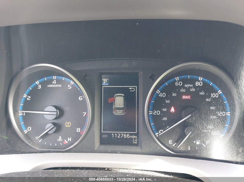 2018 TOYOTA RAV4 XLE VIN: 2T3RFREV3JW800383