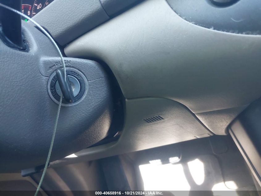 2005 Toyota Camry Le VIN: 4T1BE30K95U500649 Lot: 40658916