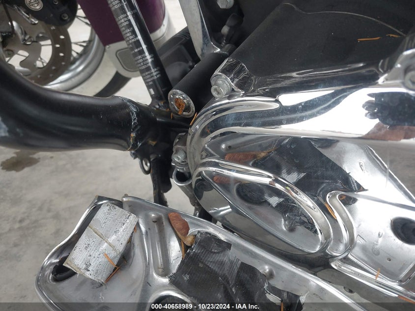 2008 HARLEY-DAVIDSON FLHRC 1HD1FR4168Y647928