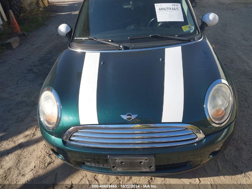 2010 Mini Cooper VIN: WMWMF3C53ATZ26799 Lot: 40659465