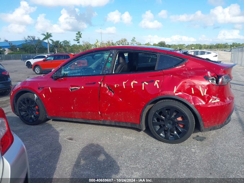 2022 Tesla Model Y Performance Dual Motor All-Wheel Drive VIN: 7SAYGDEF3NF521521 Lot: 40659687