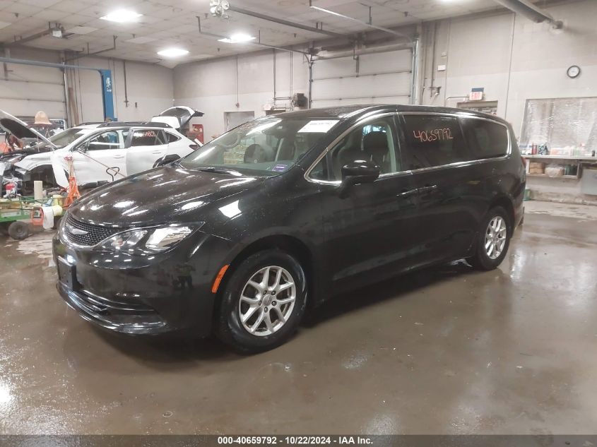 VIN 2C4RC1DG3HR593009 2017 Chrysler Pacifica, Touring no.2