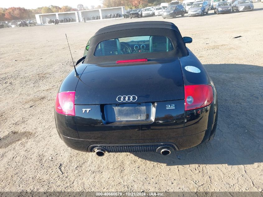 2004 Audi Tt 3.2L VIN: TRUUF28N941015713 Lot: 40660679