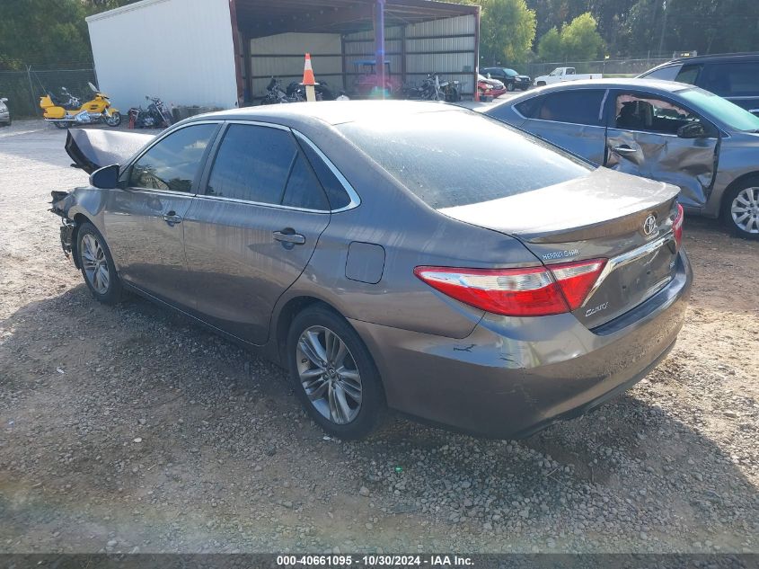 VIN 4T1BF1FK7HU386311 2017 Toyota Camry, SE no.3