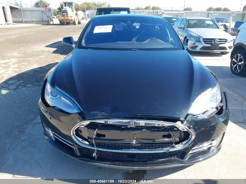 2016 Tesla Model S 60D/70D/75D/85D/90D VIN: 5YJSA1E24GF124256 Lot: 40661159