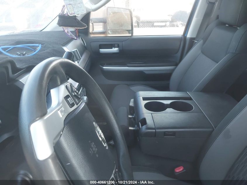 2016 Toyota Tundra Sr5 5.7L V8 VIN: 5TFDW5F11GX525762 Lot: 40661200