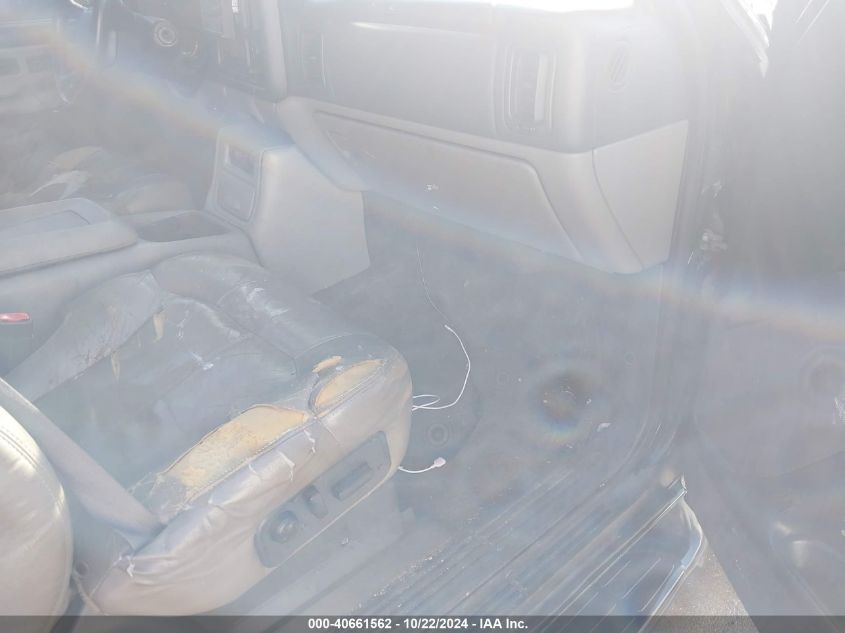 2002 Chevrolet Tahoe Lt VIN: 1GNEK13Z52J202594 Lot: 41220625